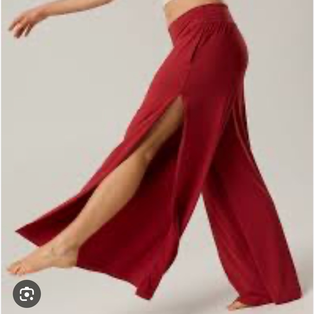 Aerie OFFLINE the hugger pant